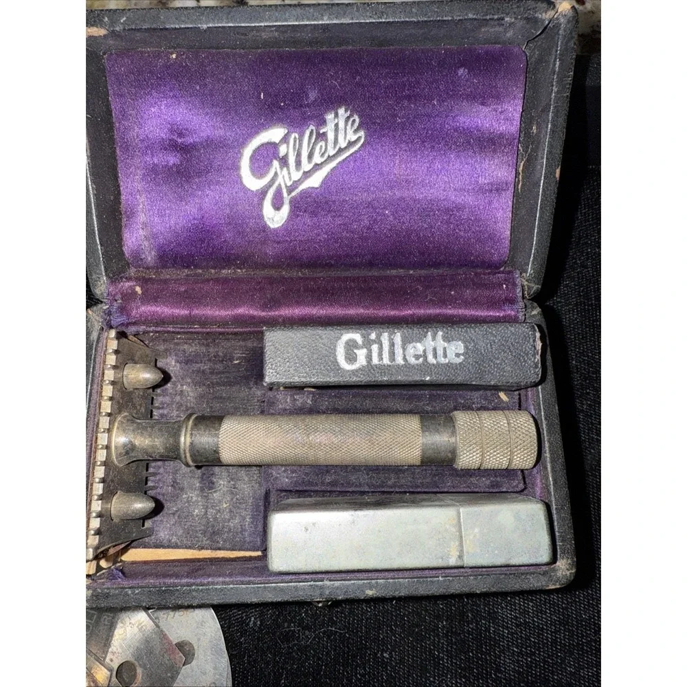 Antique‎ 1912 Gillette Silver Old Type Standard Set Rasor And Blades Boxed 5247